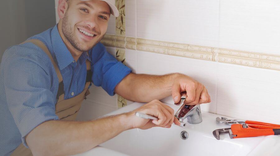 Faucet cartridge replacement in Como, MS